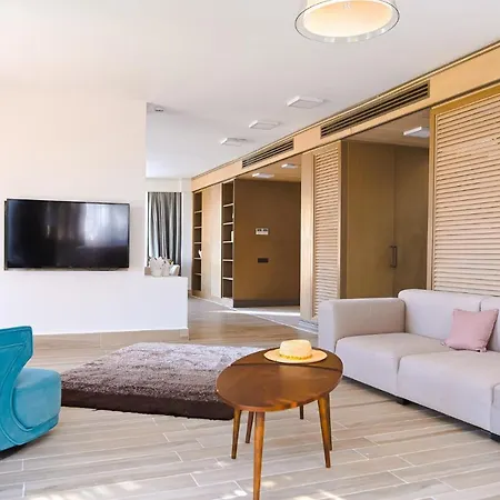 Les Sables Suits فيلة بودروم